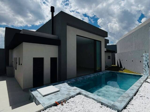 Casa para Venda em Santana de Parnaíba - 4