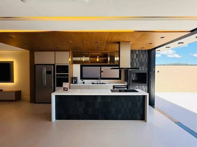 #7 - Casa para Venda em Santana de Parnaíba - SP - 3