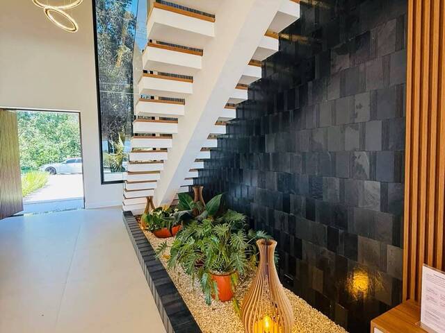 Casa para Venda em Santana de Parnaíba - 4