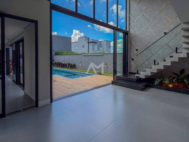 Casa para Venda em Santana de Parnaíba - 5