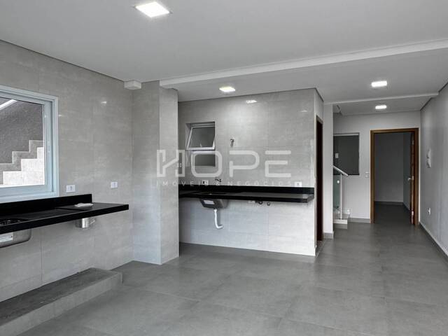 Casa para Venda em Santana de Parnaíba - 5
