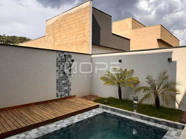 #301 - Casa para Venda em Santana de Parnaíba - SP - 2