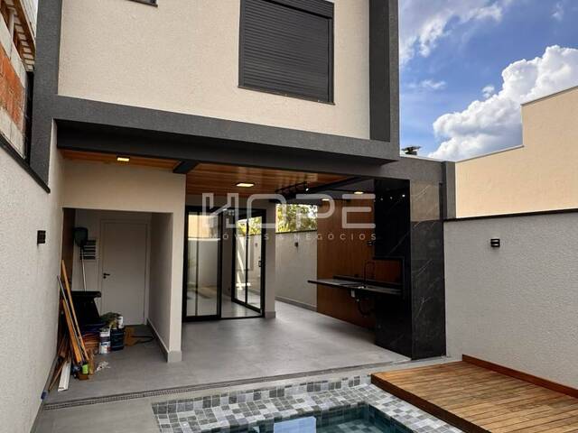 Casa para Venda em Santana de Parnaíba - 4