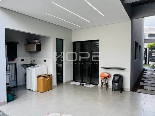 Casa para Venda em Santana de Parnaíba - 5